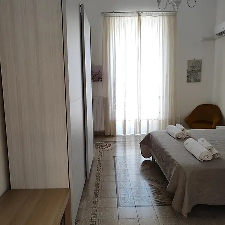 Dimora Ambra Szálloda *